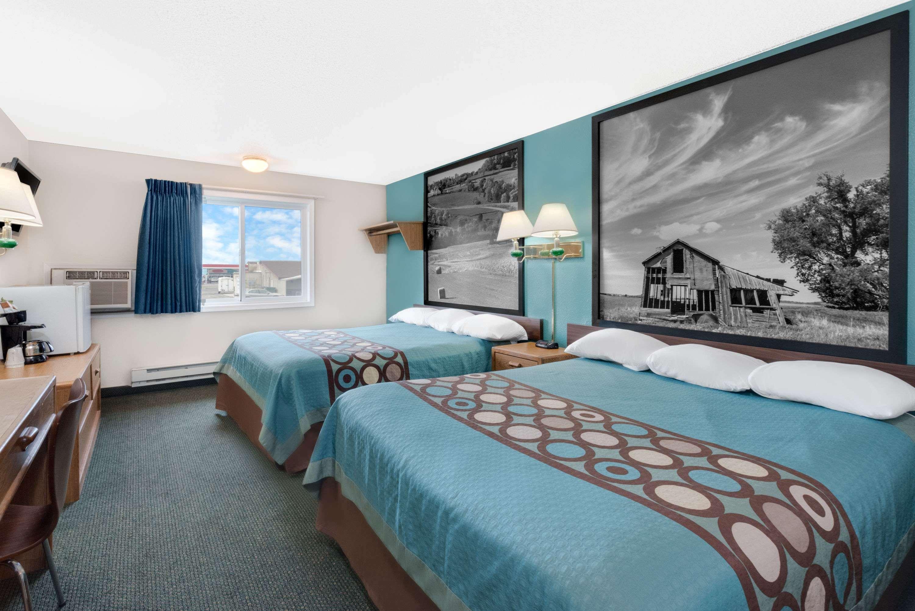 Super 8 By Wyndham Huron Luaran gambar
